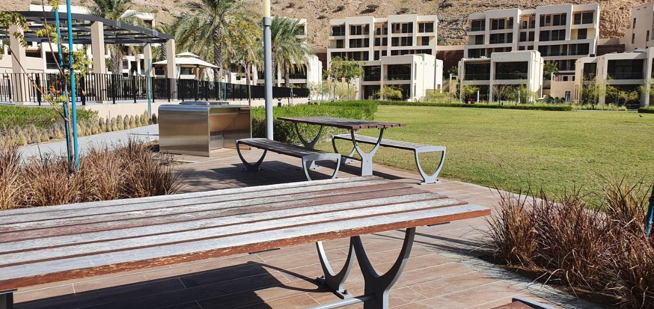 One 2Bhk Elegant Apartment In Muscat Bay 03 Exterior photo