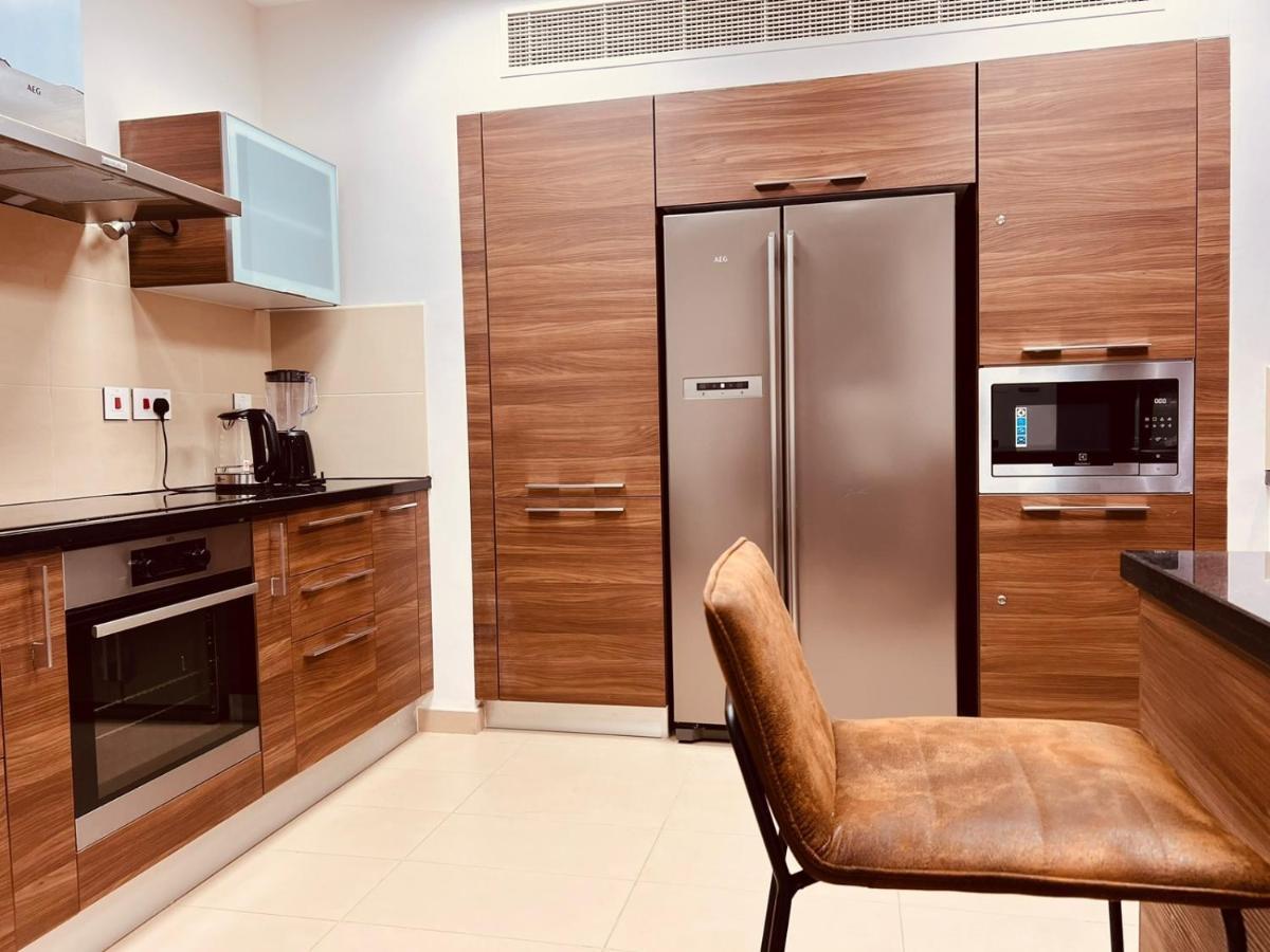 One 2Bhk Elegant Apartment In Muscat Bay 03 Exterior photo